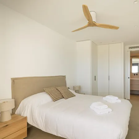 Apartamento Primera Linea Albamar -serviden *