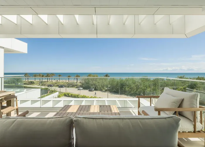 Apartamento Primera Linea Albamar -serviden *