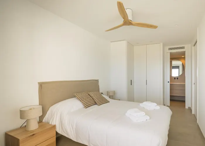 Apartamento Primera Linea Albamar -serviden *