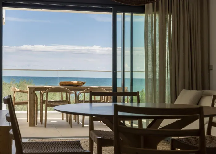 Apartamento Primera Linea Albamar -serviden